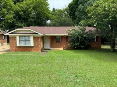 Main picture of 617 Plantation Way