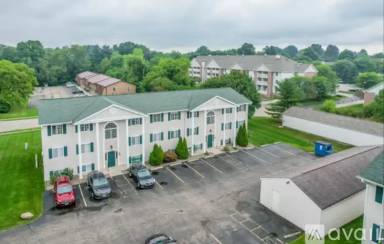 Main picture of 1685 Beechwood Ave NE