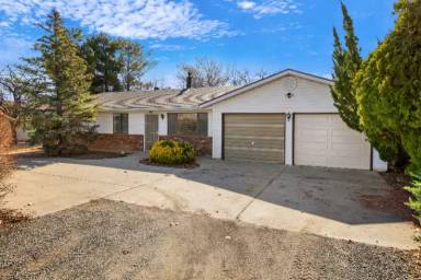 Main picture of 7869 E Spouse Dr