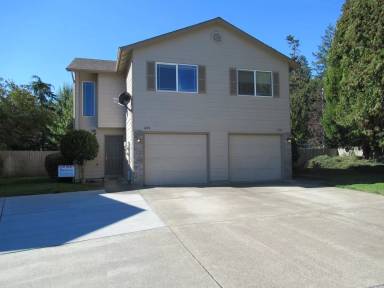 Main picture of 1242 Country Glen Ave NE