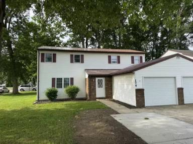 Main picture of 174 Williams Ave