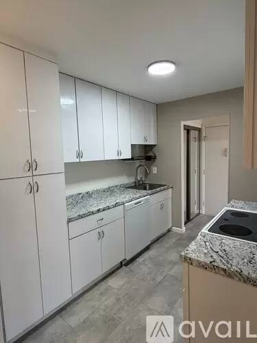 Main picture of 84 Amberly Dr