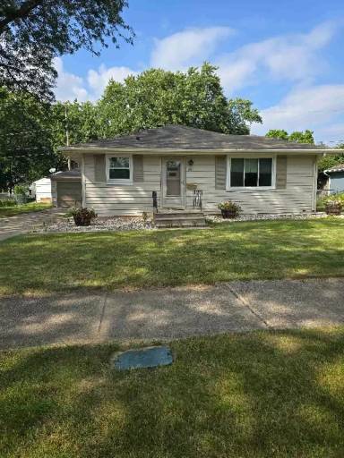 Main picture of 205 Meade St