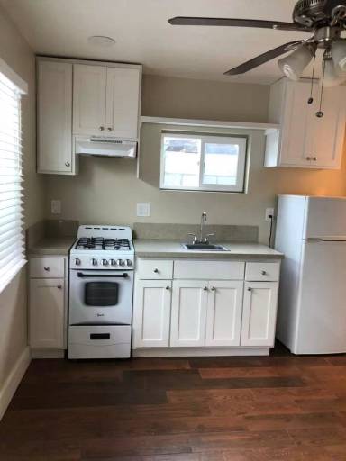 Main picture of 3671 Ocean View Blvd