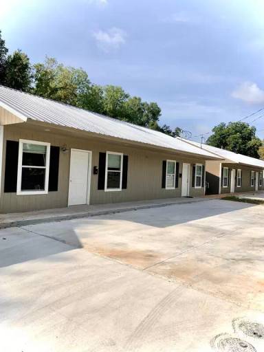 Main picture of 3401 Harvester Dr