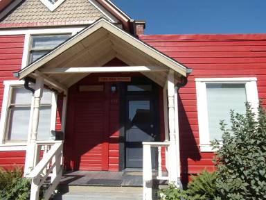 Main picture of 114 NW 15th St