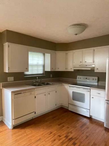 Main picture of 5027 Saint Patrick Cir