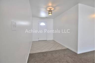 Main picture of 1248 N 550 W