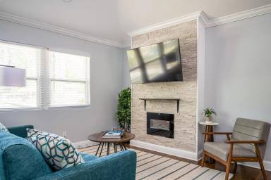Main picture of 2543 Fontaine Cir