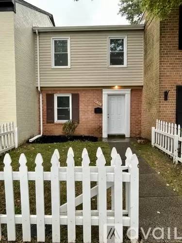 Main picture of 9753 Beech Pl