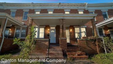 Main picture of 2815 Lake Ave