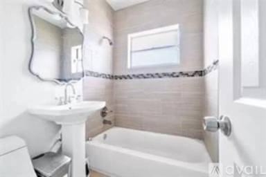 Main picture of 700 NW 14th Ter