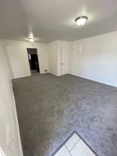 Main picture of 6124 E Harry St