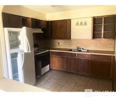 Main picture of 505 Hackberry St