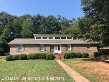 Main picture of 435 Lexington Hts