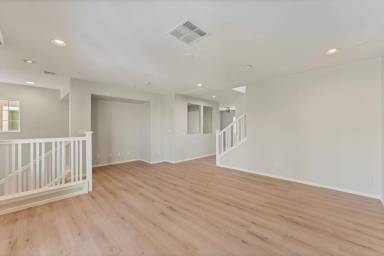 Main picture of 9164 Enticing Ct