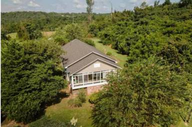 Main picture of 212 Costner Dr