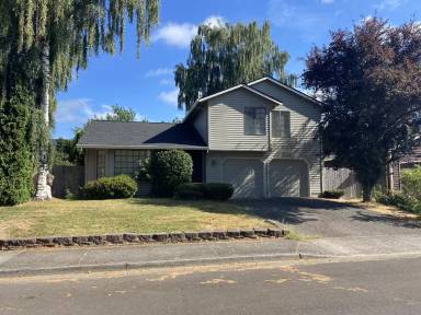 Main picture of 16241 NW Lyndel Ln