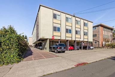 Main picture of 2225 Channing Way