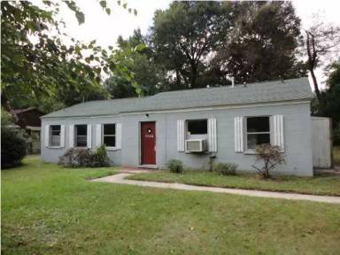 Main picture of 5875 Allison Ave