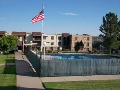 Main picture of 4400 S Poplar St
