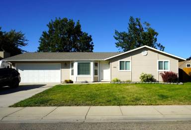 Main picture of 482 W Willowbrook Dr