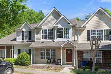 Main picture of 442 Peyton Ct