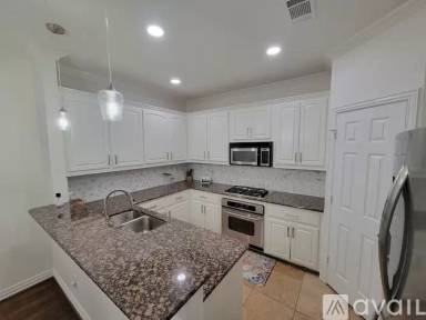 Main picture of 4263 Towne Lake Ct