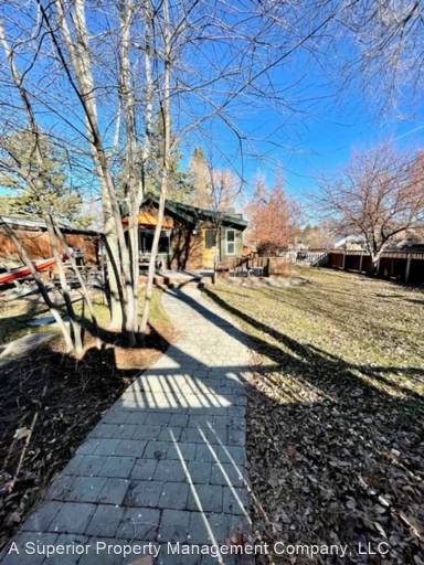 Main picture of 1340 NW Cumberland Ave