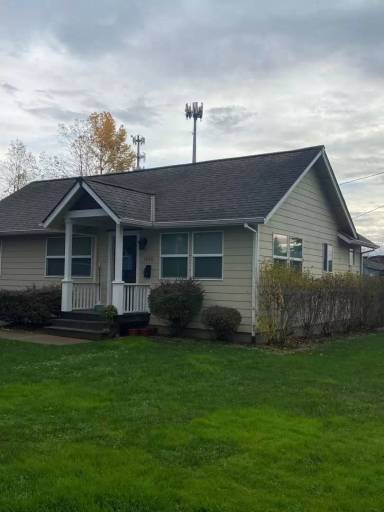 Main picture of 1020 NE 12th St