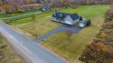 Main picture of 33894 Whittaker Rd