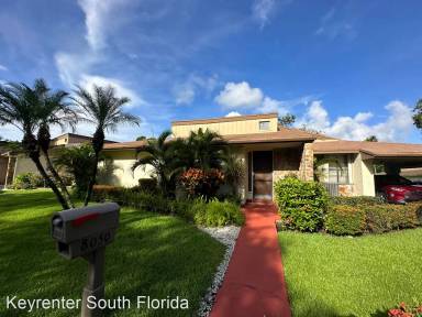 Main picture of 8050 Palmetto Palm Cir
