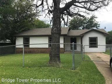 Main picture of 1102 E Rosedale St