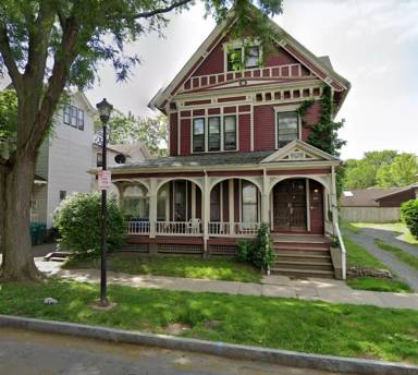 Main picture of 65 Marshall St