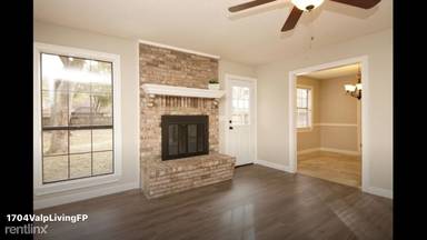 Main picture of 1704 Valparaiso Blvd