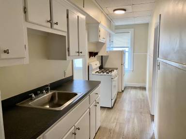 Main picture of 772 Globe St