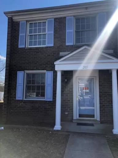 Main picture of 205 Berkley Ct