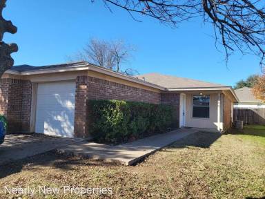Main picture of 3710 Hulen Park Cir