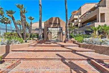Main picture of Pier House Apartments