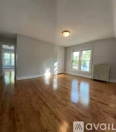 Main picture of 958 Bluff St