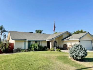 Main picture of 9801 Marilee Ave