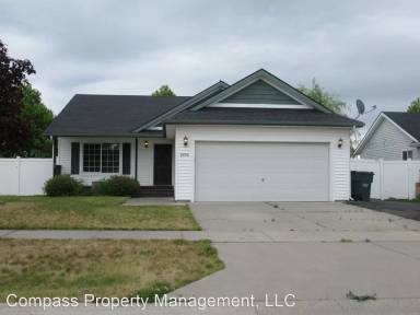Main picture of 6700 N Harris Hawk Ln