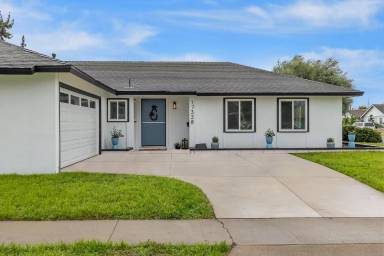 Main picture of 17328 Santa Maria St
