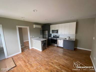 Main picture of 4625 S Drexel Blvd