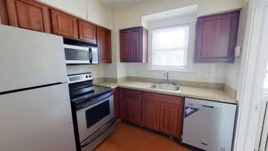 Main picture of 469 Delaware Ave - B
