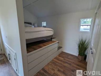 Main picture of 3419 Lake Harney Cir