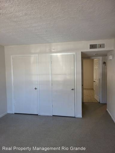 Main picture of 8200 Copper Ave NE