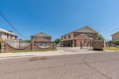 Main picture of 318 River Front St
