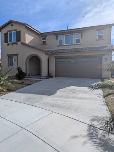 Main picture of 12069 Andrews Pl