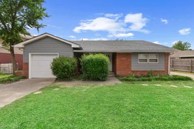 Main picture of 625 Barbour Ave